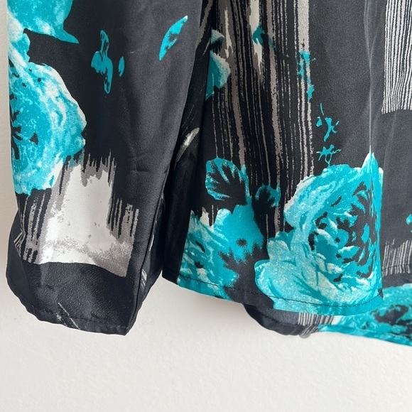 LARRY LEVINE BLACK FLORAL LONG SLEEVE BLOUSE SIZE S - Picture 2 of 8